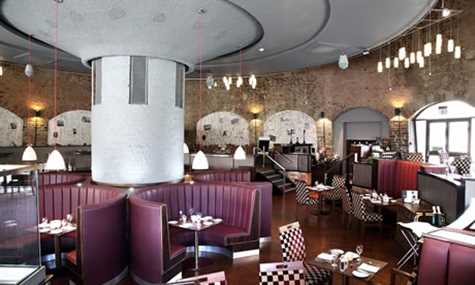 DoubleTree by Hilton Hotel Bristol City